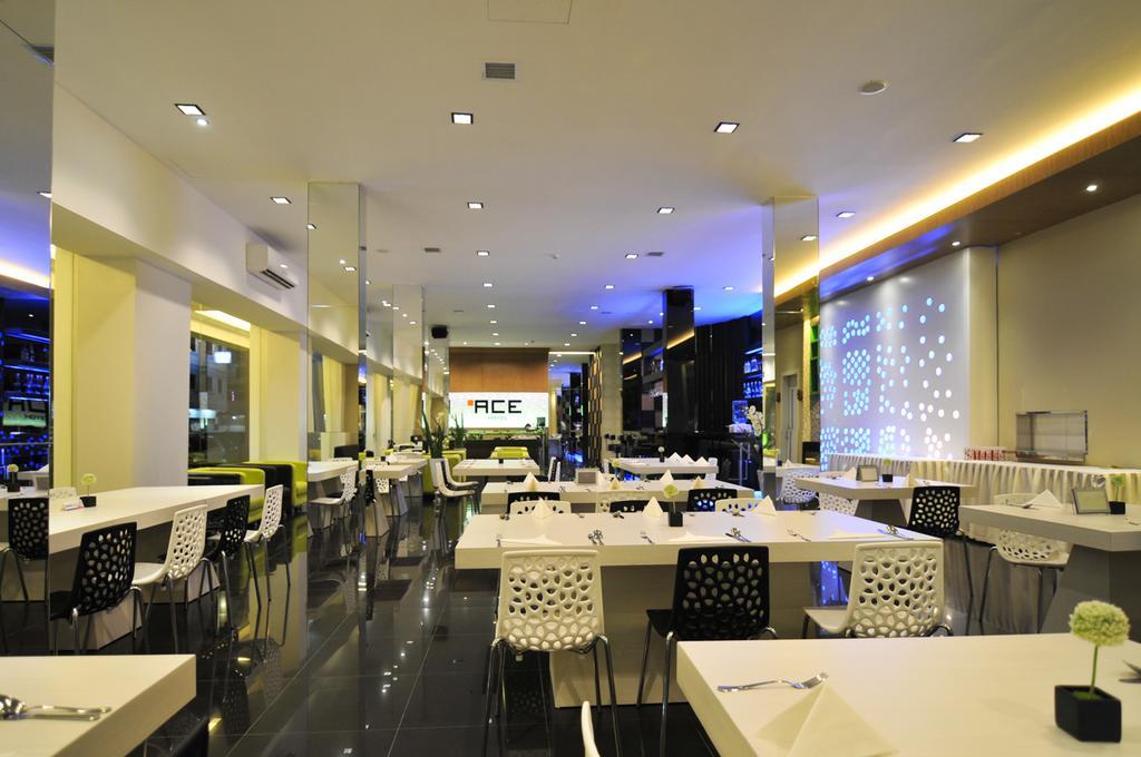 Ace Hotel Batam Nagoya Exterior photo